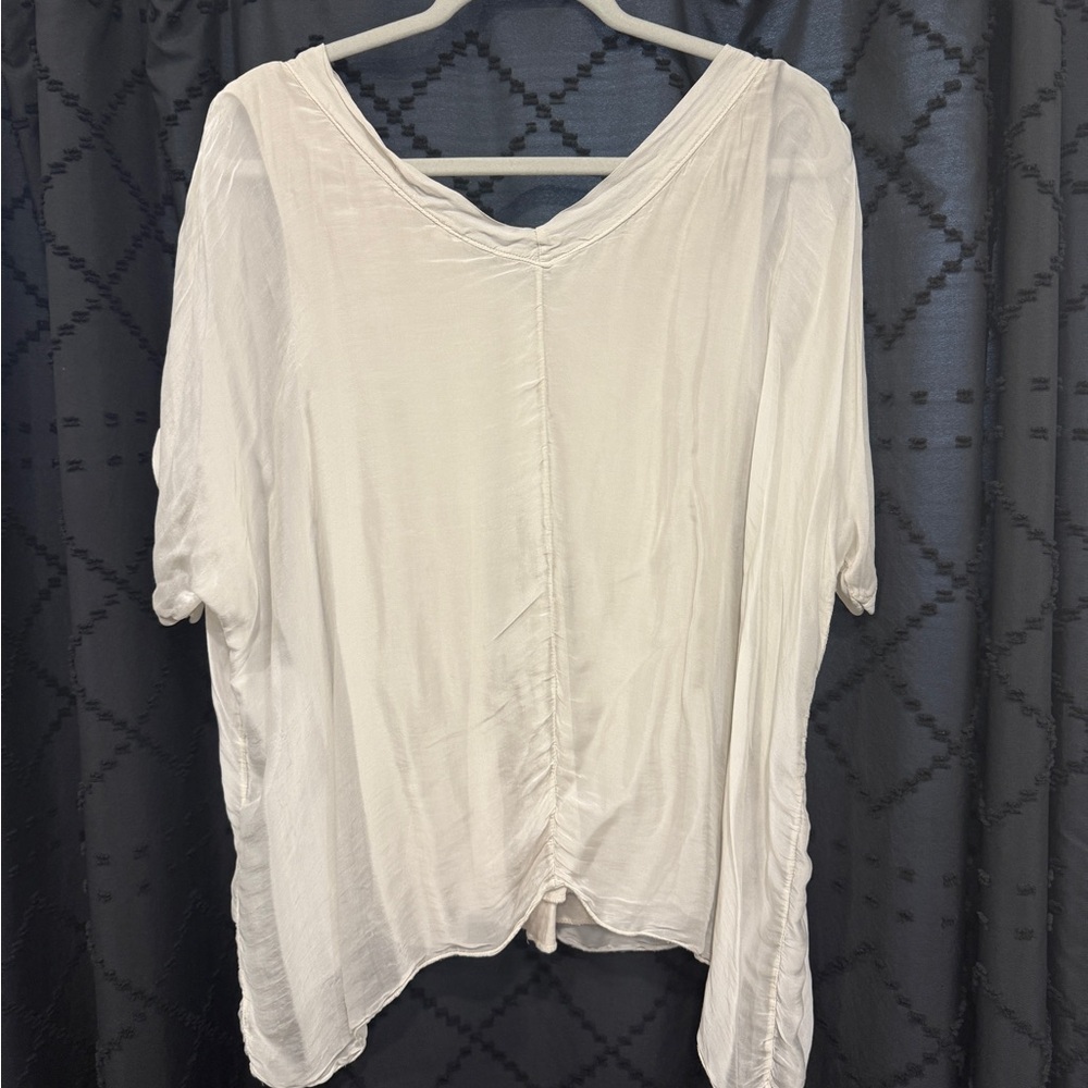 Elegant eggshell white silk  Women's Top